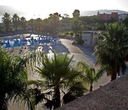 B&B Baia Dello Stretto Gallico Marina ภายนอก รูปภาพ