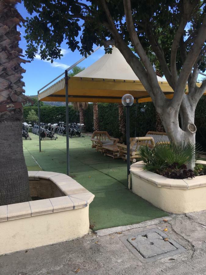 B&B Baia Dello Stretto Gallico Marina ภายนอก รูปภาพ
